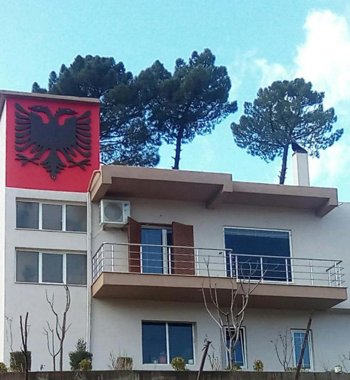 eagle house.png